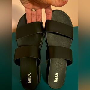 Mia Black Leather Slides